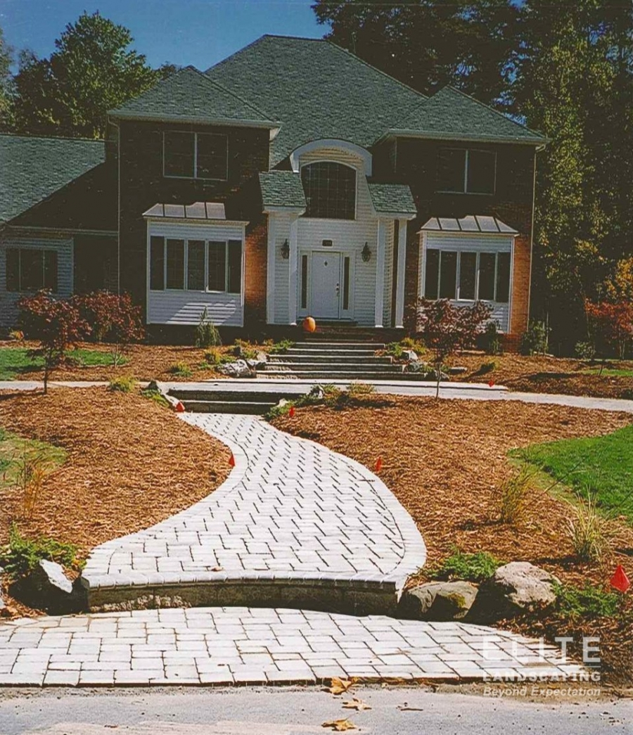 entries and walkways by elite landscaping 003