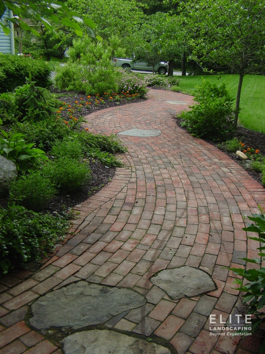 entries and walkways by elite landscaping 0541