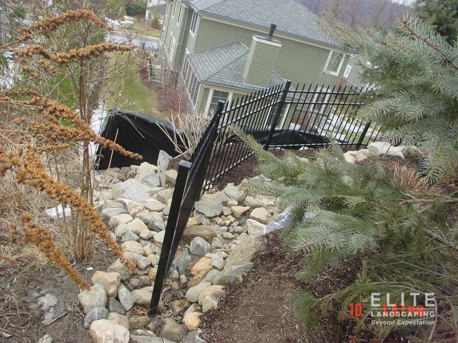 fences by elite landscaping 012