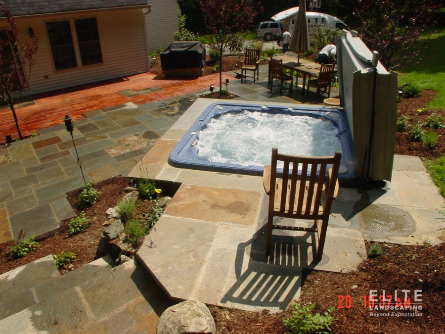 spa and hot tub by elite landscaping 0091
