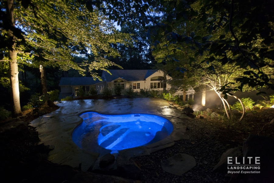 spa and hot tub by elite landscaping 0161