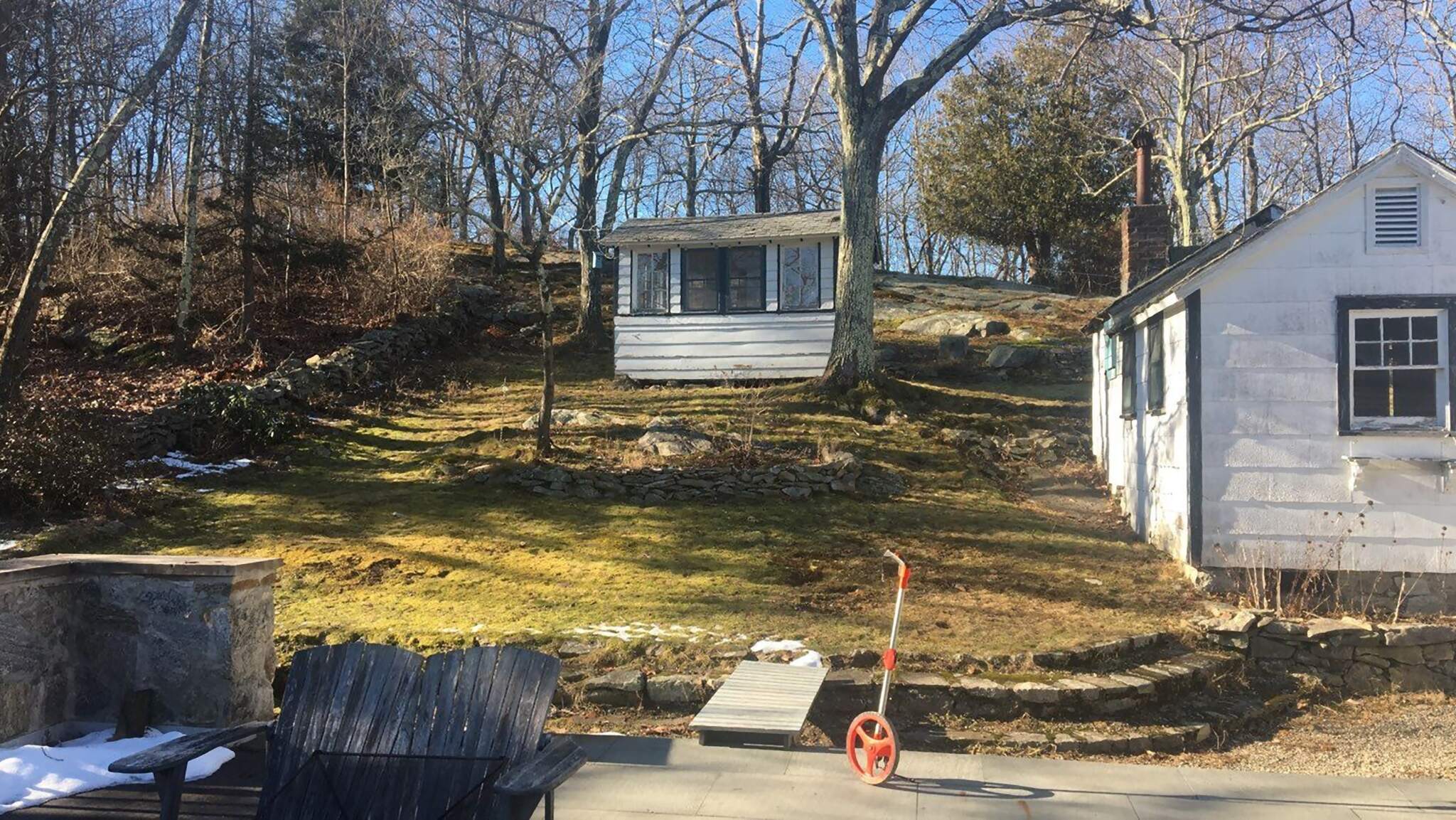 A picture of a backyard before renovation