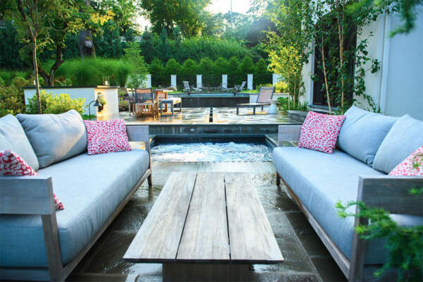Custom outdoor luxury swimming pool for your outdoor oasis project
