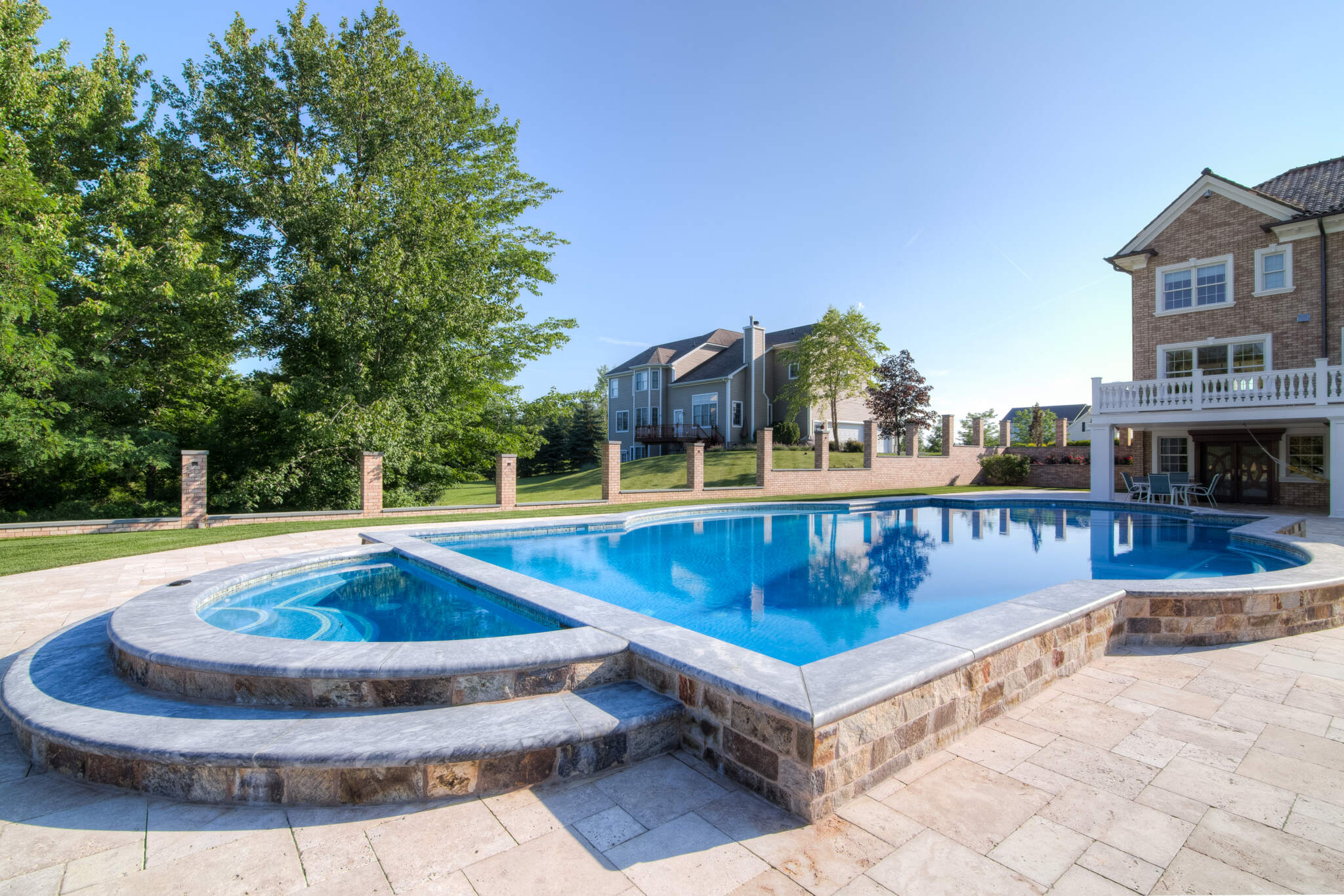 Land of Elite specializes in custom spas, hot tubs, and pools