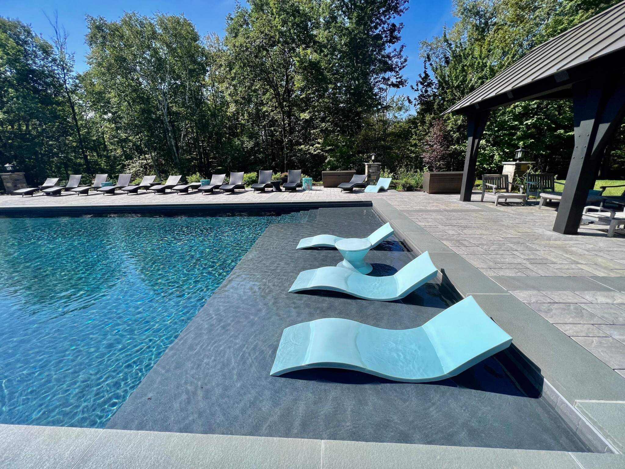 luxury pool features sun shelf