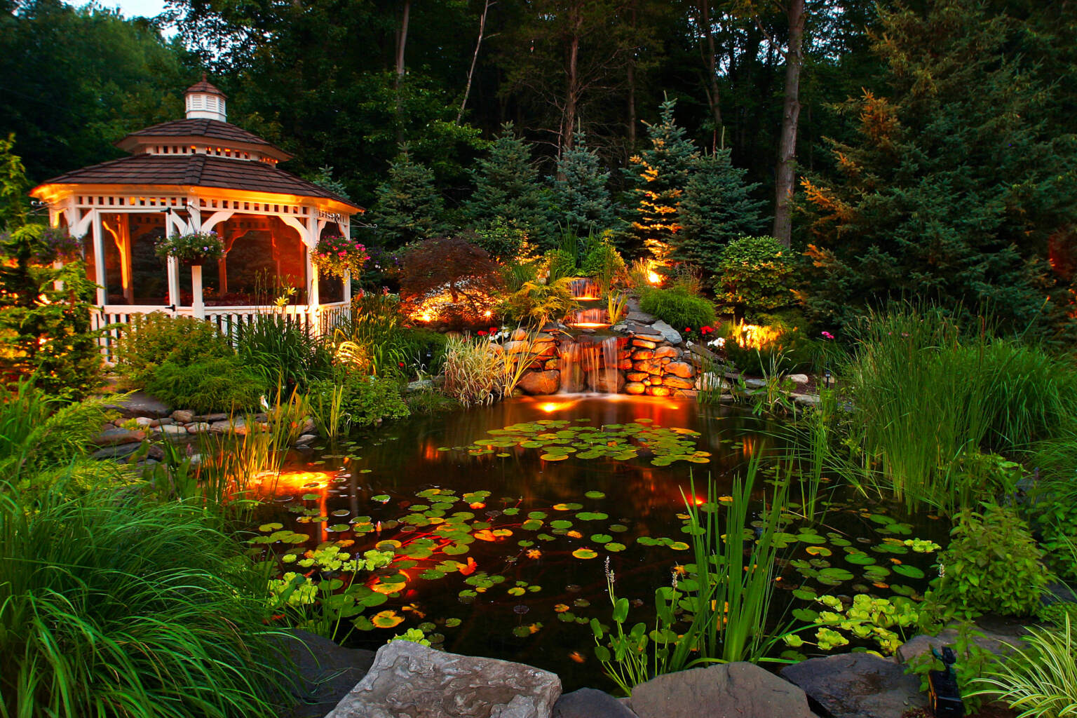 Stunning Luxury Landscape Lighting Design Ideas